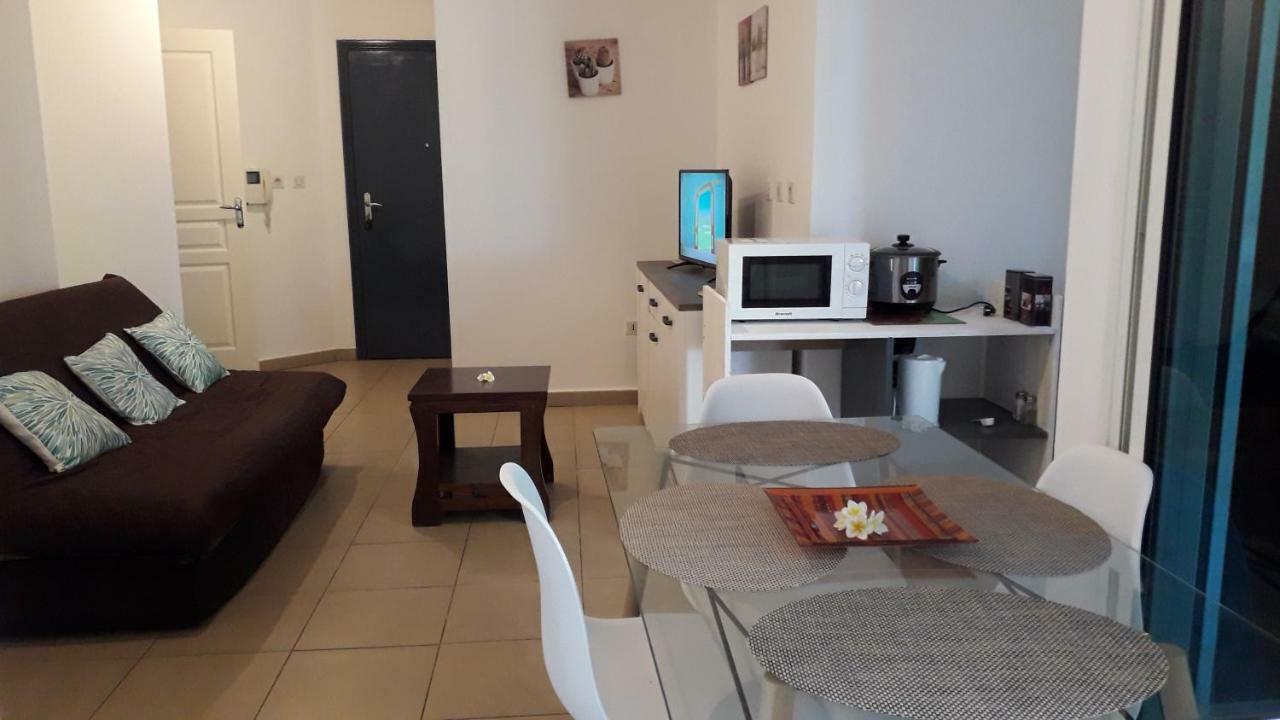 Au Petit Dodo Apartamento Saint Pierre Exterior foto
